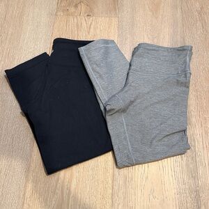 2 pair Lululemon legging cropped size 4